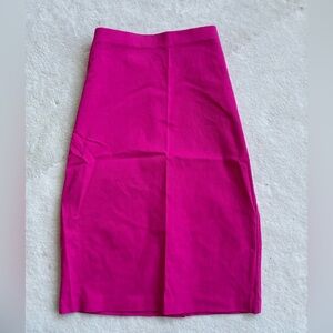Chic Fuchsia Pencil Skirt for Women
